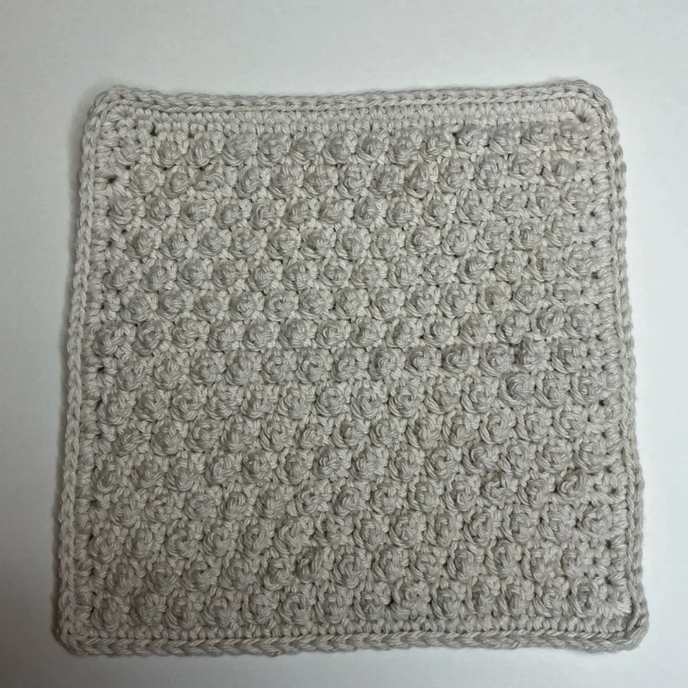 Pair of Crochet Dotty Dishcloth Washcloths Cream Cotton Handcrafted‎ Handmade